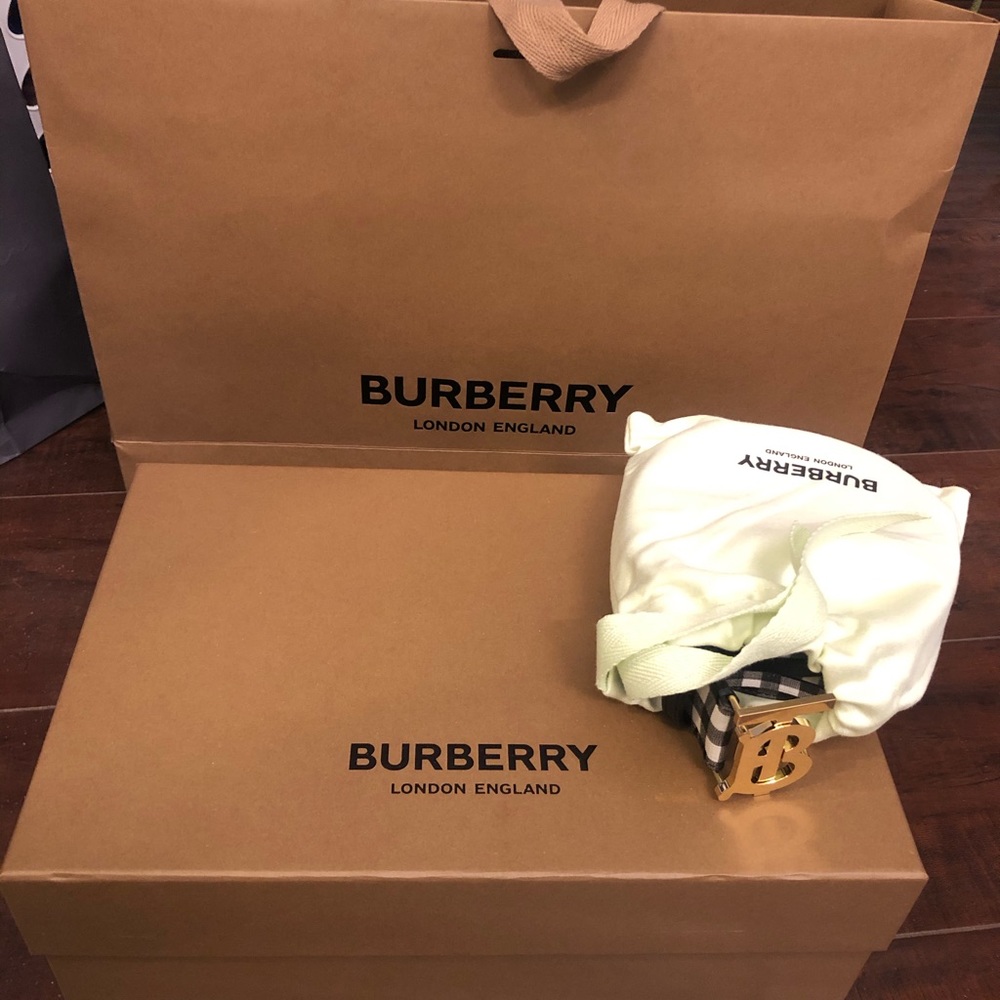 Burberry belt and sneaker